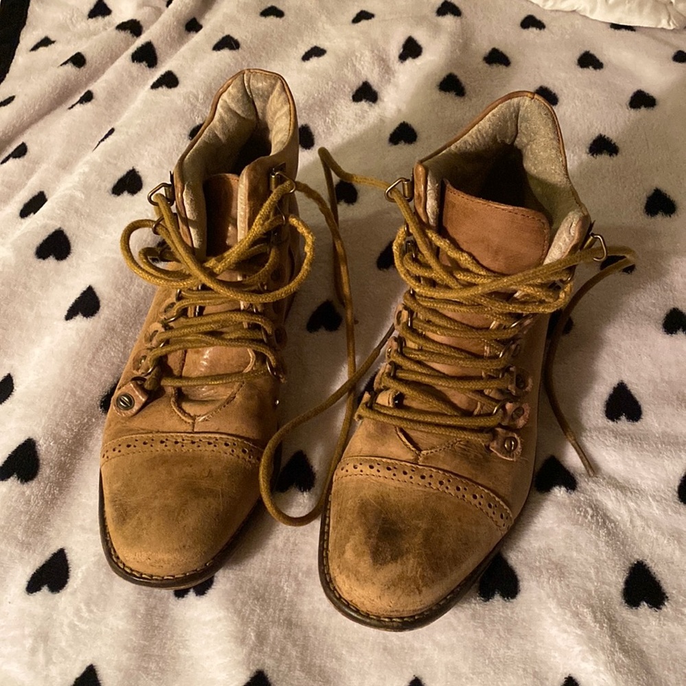 Free people boots brown leather 6.5